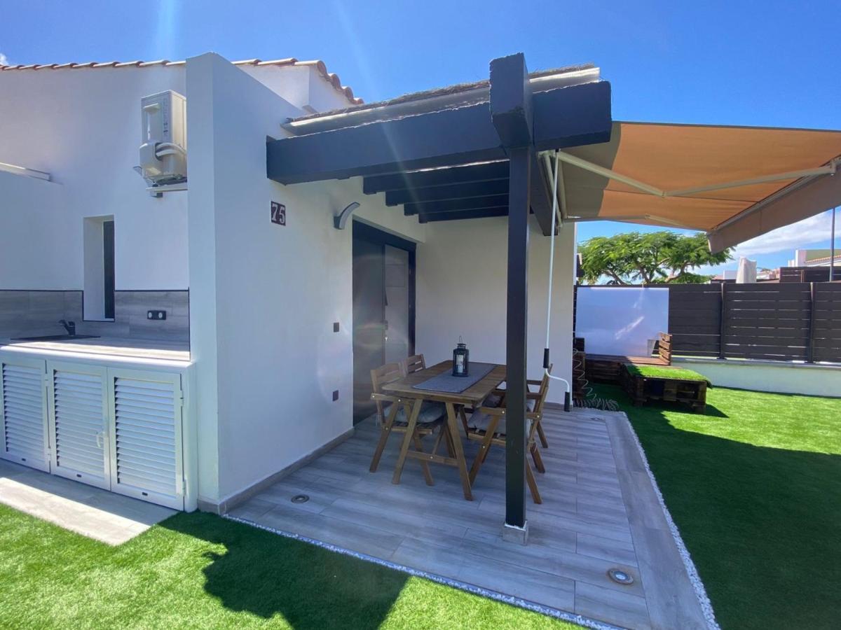 Bungalow Maspalomas Golf Con Jacuzzi, Piscina Y Jardin San Bartolomé Exteriör bild