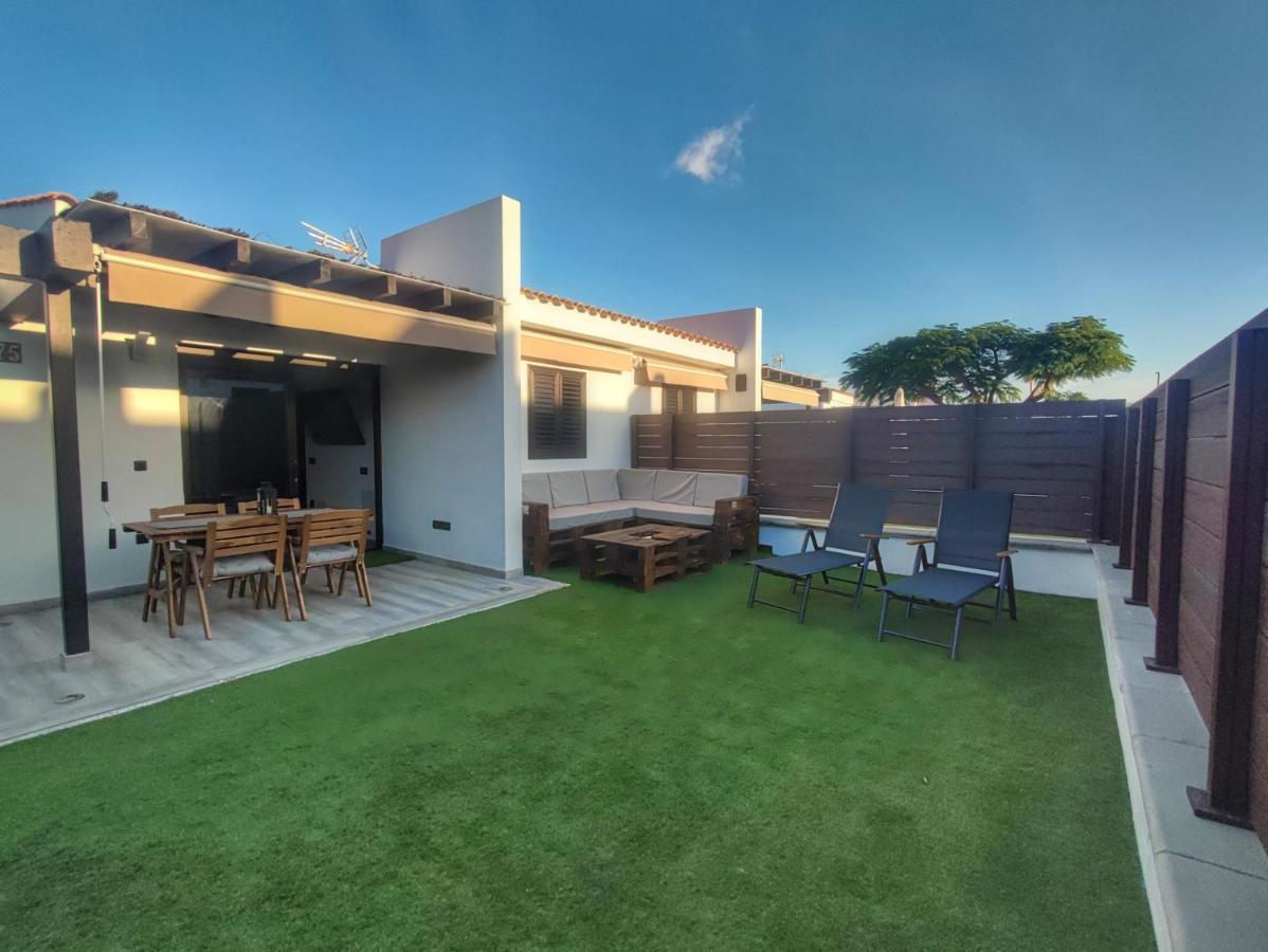 Bungalow Maspalomas Golf Con Jacuzzi, Piscina Y Jardin San Bartolomé Exteriör bild