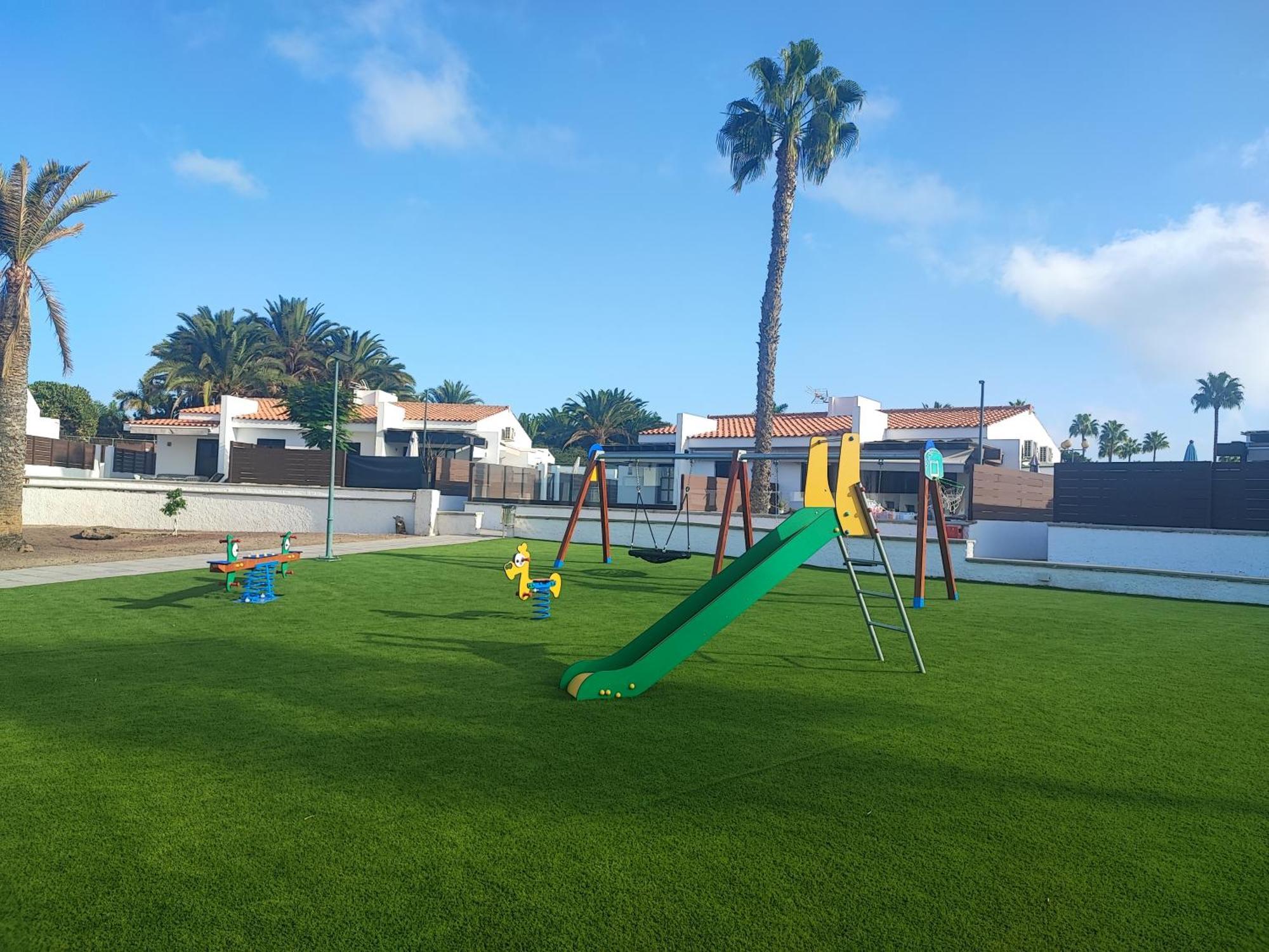 Bungalow Maspalomas Golf Con Jacuzzi, Piscina Y Jardin San Bartolomé Exteriör bild