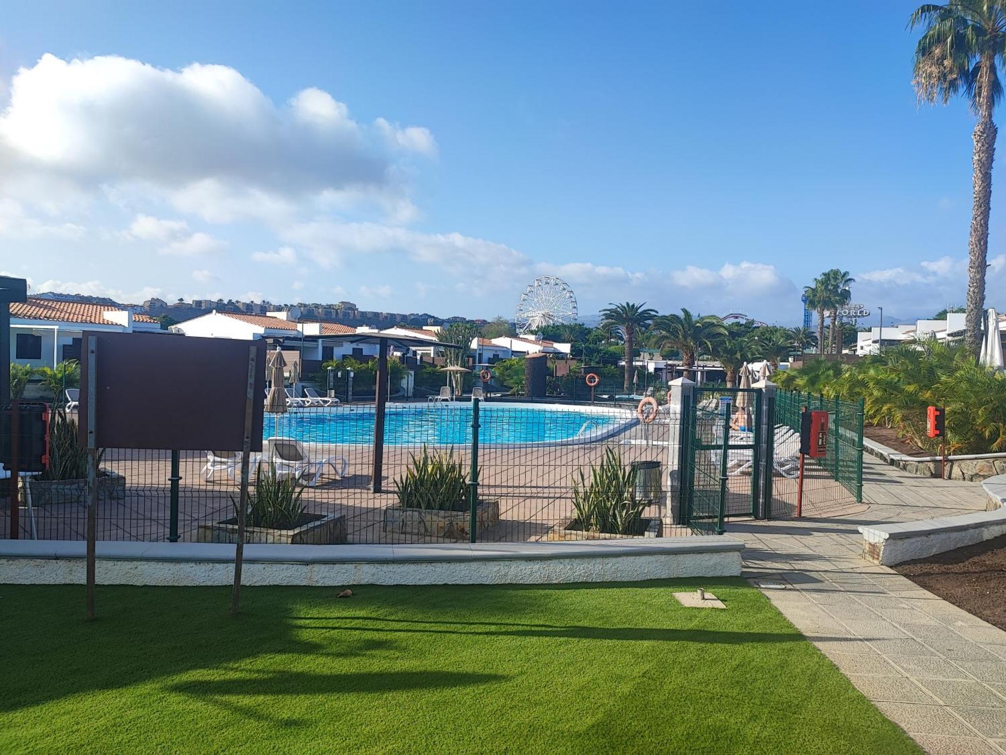 Bungalow Maspalomas Golf Con Jacuzzi, Piscina Y Jardin San Bartolomé Exteriör bild