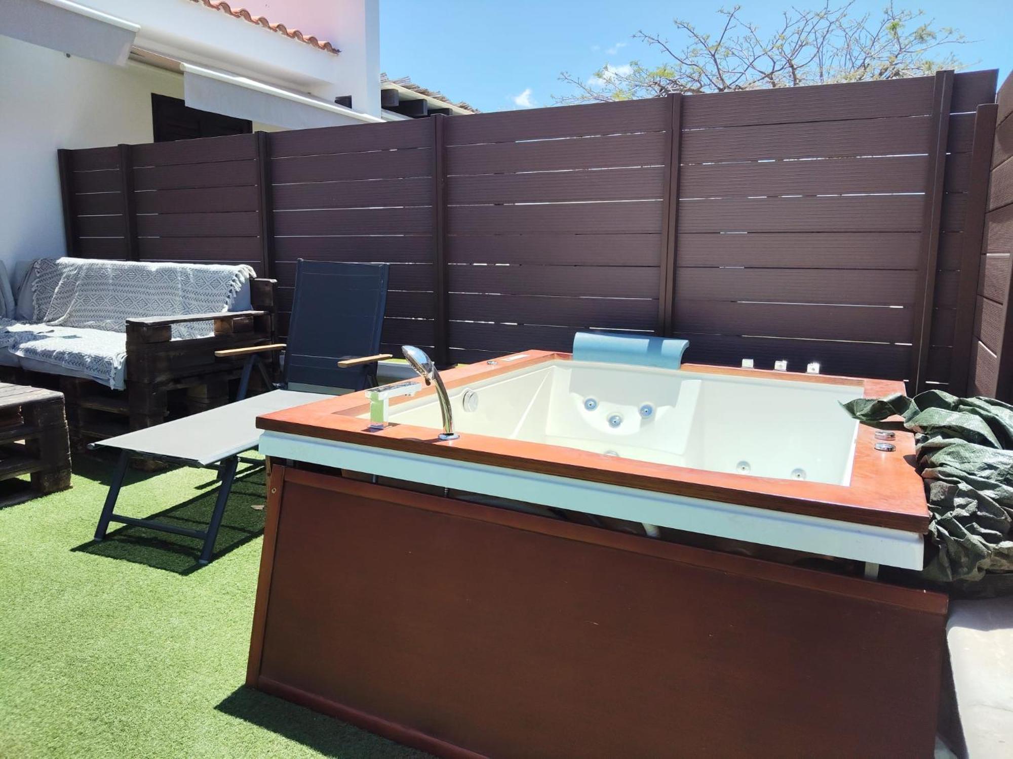 Bungalow Maspalomas Golf Con Jacuzzi, Piscina Y Jardin San Bartolomé Exteriör bild